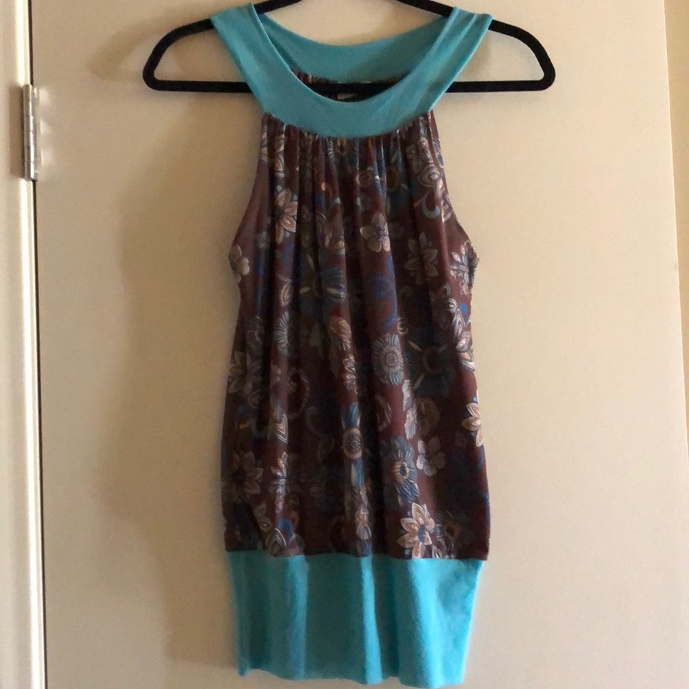 Sweet Pea by Stacy Frati top